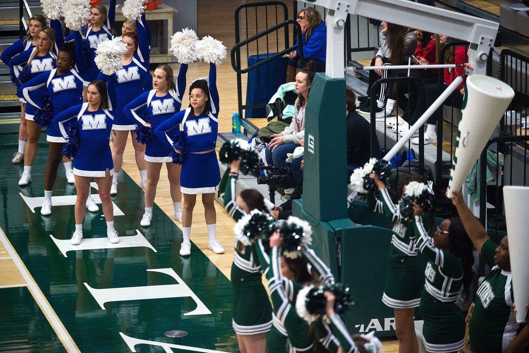 020119-blm-spt-12iwuhoops
